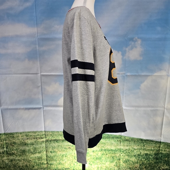 TOMMY HILFIGER | SPORTSWEAR COLORBLOCKED CREWNECK PULLOVER SWEATSHIRT - Picture 8 of 16